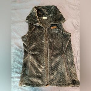 Columbia Dark Grey Plush Faux Fur Vest